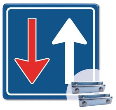Verkeersbord Tegenliggers moeten wachten - F06 - Weerbestendig Aluminium - 40x40 cm - Bevestiging: Met hekbeugels (voor spijlen- of gaashek)