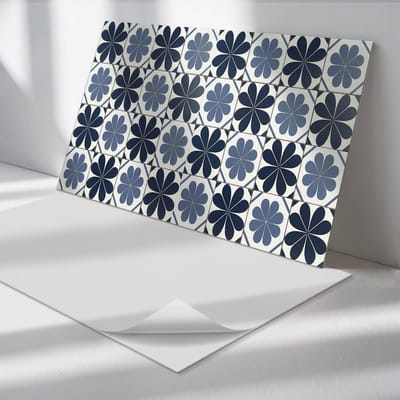 Wallfluent Vinyl Wandpaneel - Bloemenpatroon op tegels Zelfklevend Wandpaneel - 100 cm x 50 cm - Marine PVC wandpaneel - Set van 1 - Rechthoekig Wandbekleding Vinyl - Texturen Wandpaneel - PVC Muurpaneel - Wandpaneel Keuken en Badkamer