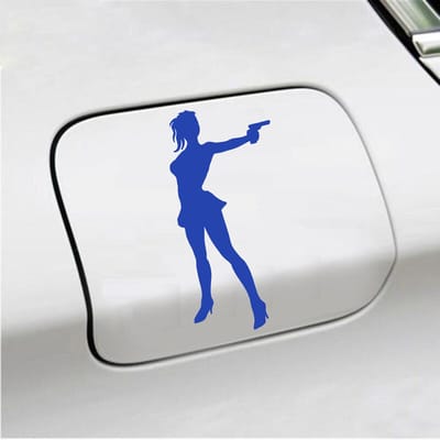 Bumpersticker - Vrouw Met Geweer - 8 X 16 - Blauw