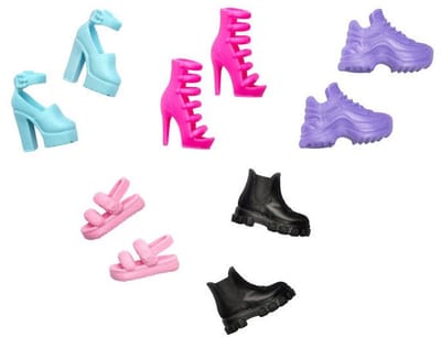 Barbie – 5 paar poppen schoenen – Sneakers