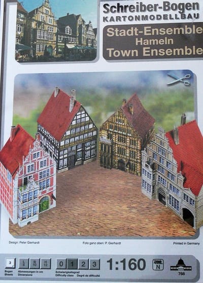 bouwplaat, modelbouw in karton, stads gebouwen, schaal 1/160