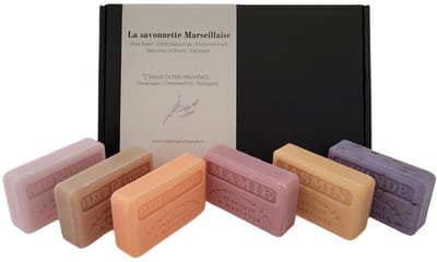 Soap bar geschenkset savon de marseille zeep Kersenbloesem, Fleur de coton, Jasmijn, Lavendel scrub, Mamie, Sinaasappelbloesem 6x 125 gr. - moederdag - oma - mama - zeep cadeau - brievenbus cadeau - dierproefvrij - vegan - handgemaakt