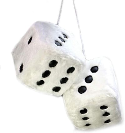 Pluche Dobbelstenen - Auto Decoratie - Interieur Verfraaien - Zachte Stof - 15x7x7 cm - Wit