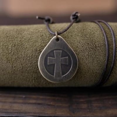 VANDAAG VERZONDEN - Ketting - Kruis - Christelijk - Staal - Brons Koper Zwart
