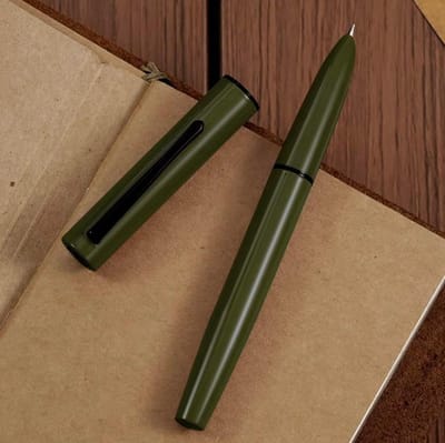 Fountain Pen met Fijne Nib in Donkergroen, Retro Design en Inktconverter voor Schrijven en Tekenen