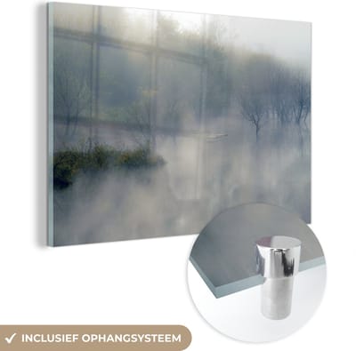 ® Glasschilderij 180x120 cm - Schilderij acrylglas - Redwood forest ingesloten door een dichte mist - Foto op glas - Muurdecoratie woonkamer - Wanddecoratie slaapkamer - Schilderijen