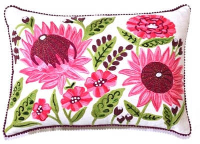 Only Natural sierkussen kussen velvet fluweel wit met geborduurde bloemen 35 x 60 cm