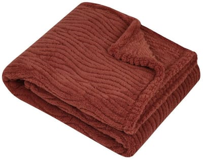 Stof Textiles Plaid / bankdeken / bedsprei Columbia - steenrood - 130 x 160 cm - zachte polyester stof - 1 persoons