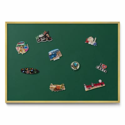 Tulup Magneetbord met Gouden Frame - Groente Magneetbord in Effen Kleuren - 100 cm x 70 cm - Donkergroene kleur - Magneetbord voor Reissouvenirs - Magnetisch Bord Foto Bevestiging - Design Magneetbord met Frame