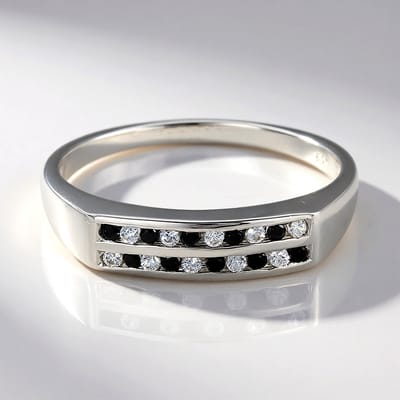 Cavill - Zilveren Ring 925 Sterling - 0,27 ct Zwarte Spinel & Zirkonia - Ronde Briljant Edelstenen - Elegante Dames Ring Modern