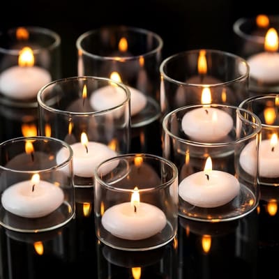Allecto Plus - Glazen theelichtkaarsenhouders: 24 Bulk Votive theelichthouders - Tafeldecoratie bruiloft verjaardagsfeestje - Heldere glazen potten - Home decor - 77 characters.