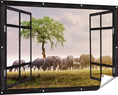 Gards Tuinposter Doorkijk Kudde Buffels bij een Boom - 150x100 cm - Tuindoek - Tuindecoratie - Wanddecoratie buiten - Tuinschilderij
