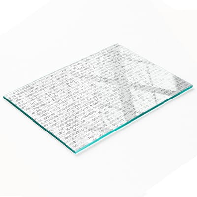 Multifunctioneel decoratief keukenbord van gehard glas met binaire code, 80x52 cm