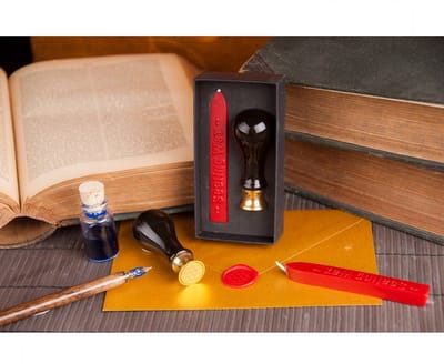 Zegel set levensbloem met wax rood