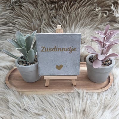 Robuust Wenstegeltje – Zusdinnetje – 10x10 cm – Lief Cadeau voor Zus of Beste Vriendin – Stijlvolle Wanddecoratie met Betekenis – Trendy nu