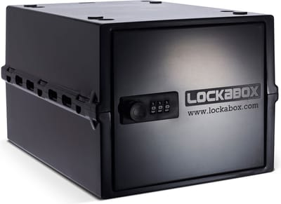 Lockabox One™ Opbergbox met Cijferslot - Afsluitbare Medicijnkast - Polycarbonaat Kluis - Koelkast en Diepvries Proof - 10,5 Liter - 31 x 21 x 17 cm