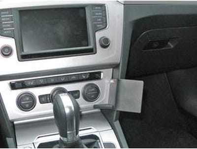 Brodit ProClip houder geschikt voor Volkswagen Passat / Passat Altrack 2015-2024 / Arteon 2017 - Angled mount