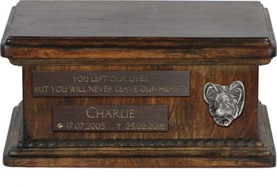Houten urn voor hondenas met gravure - Papillon en Continental Toy Spaniel
