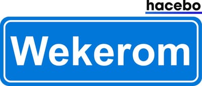 Hacebo - Plaatsnaam Sticker - 29x10 CM - Wekerom sticker - Verkeersborden sticker - grappige cadeaus - Wekerom