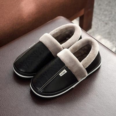 Pantoufles d'hiver pour hommes, pantoufles d'intérieur en cuir PU, chaussures pour hommes, pantoufles de maison imperméables de grande taille avec fourrure, pantoufles courtes unisexes chaudes 40-41 gray