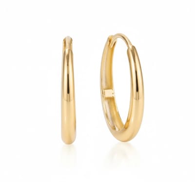 Aurélia Minimalistische Goudkleurige Hoepel Oorbellen 1,8 cm – Klassieke Dames Oorbellen – Subtiel & Chic