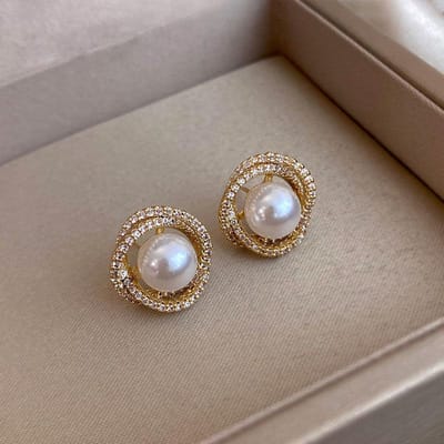 Nieuwe ongebruikelijke geometrische draaikolkvormige pareloorbellen voor vrouwen Exquise mode sieraden feest luxe accessoires oorbellen gray