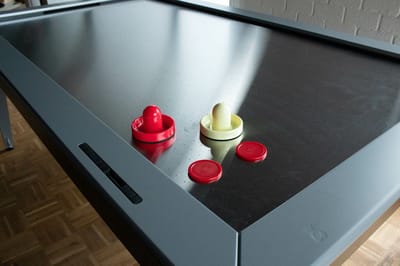 Bilijardai Dino Airhockey zwart - Hufterproof - Metalen onderstel - twee motoren - kantoor gebruik