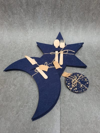 House of Seasons Vilt Bestek Kerstzakje Ster Maan en glas onderzetter,Set van 24 , Diameter 20cm