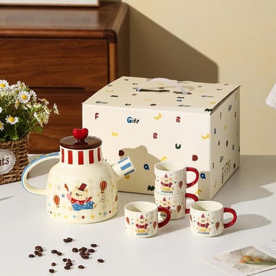 Circus Hoge Waarde Koud Water Waterkoker Theepot Set Cadeau Cartoon met Dienblad Keramische Waterkoker Mok Souvenir 750ml