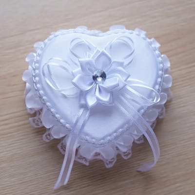 Ringdoosje - ringendoos - trouwring - Trouwringdoos - Bruiloft - Bride to be - ringenkussentje huwelijk