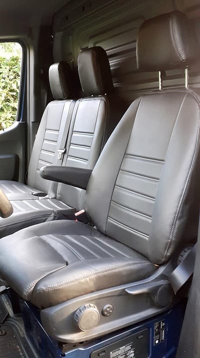 Pasvorm stoelhoezen Mercedes Sprinter / eSprinter 2018-heden (past op comfortline stoel en duobank) - Kunstleer zwart