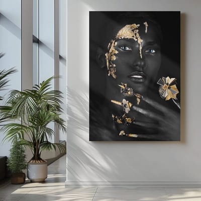 Canvas Schilderij - Vrouw gezicht - Zwart - Goud - 60x40x2 cm