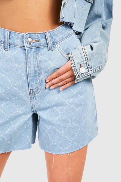 boohoo Dames Raw Hem Laser Cut Denim Shorts | Lichtblauw | Maat: 34