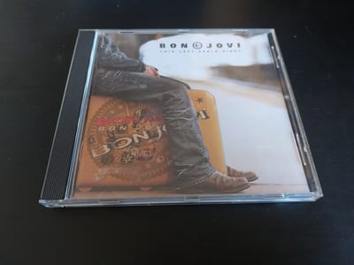 Bon Jovi - This Left Feels Right (CD)