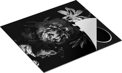 Chefcare Inductie Beschermer Bloemen op een Zwart Achtergrond - Zwart Wit - 60x50 cm - Afdekplaat Inductie - Kookplaat Beschermer - Inductie Mat