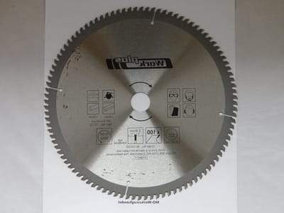 Cirkelzaagblad HM - Aluminium zaagblad - Profielen zagen - 100 hardmetalen tanden - Ø 300 x 30 mm - Metaal