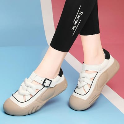 Echt leren sandalen voor dames Zachte zool Zomer Nieuw Modieus en Veelzijdig Ademend Dikke zool Verhoogde buitenkant Sport- en vrijetijdsschoenen 40 black