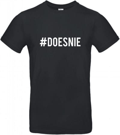 T-shirt #DOESNIE - T-shirt zwart korte mouw - Maat M
