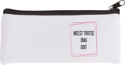 Akyol - meest trotse oma ooit Etui - Oma - trotse oma - verjaardagscadeau - verjaardag - cadeau - cadeautje voor oma - oma artikelen - kado - geschenk - gift - 20 bij 9 cm