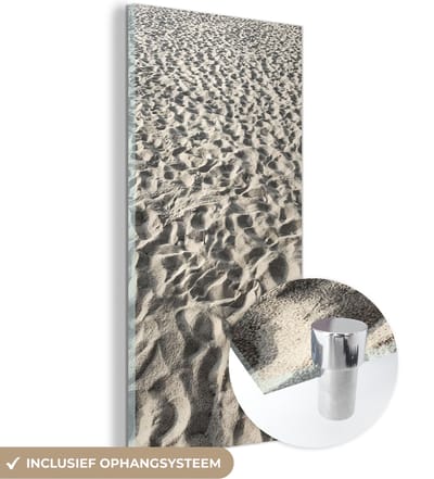 MuchoWow® Glasschilderij 60x120 cm - Schilderij acrylglas - Zand - Strand - Zomer - Foto op glas - Schilderijen