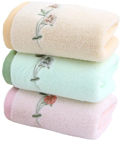 Dailygoods- Handdoek Driedimensionaal Rozenborduurwerk - Zachte Katoenen Handdoeken - Snelle Wateropname - Badhanddoeken Set - 75cm x 35cm - Decoratief voor Badkamer/Keuken - Badhanddoek