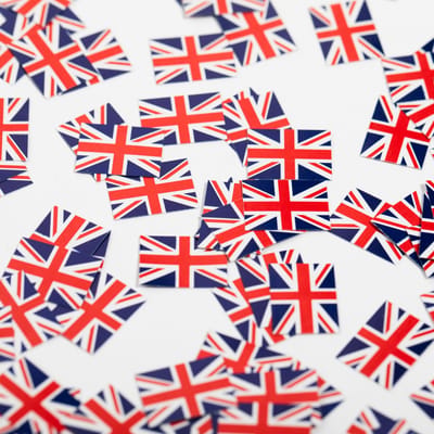 150 stuks Tafel confetti papier Union Jack - Hapjes Cocktail Tapas Zomer Terras EK WK Voetbal Decoratie Tafelconfetti
