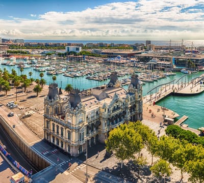 Port Vell vanaf het Columbus Monument in Barcelona - Fotobehang (in banen) - 250 x 260 cm