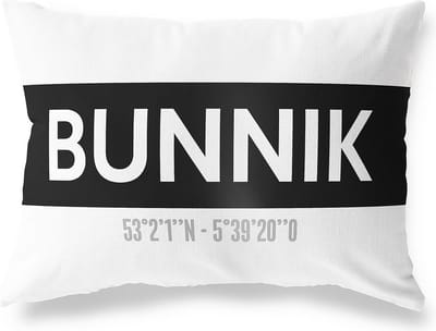 Tuinkussen BUNNIK - UTRECHT met coördinaten - Buitenkussen - Bootkussen - Weerbestendig - Jouw Plaats - Studio216 - Modern - Zwart-Wit - 50x30cm