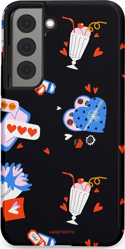 Casetastic Hoesje Geschikt voor Samsung S22 - Stijlvolle Beschermende Duo-layer Case - Liefdes Kaarten