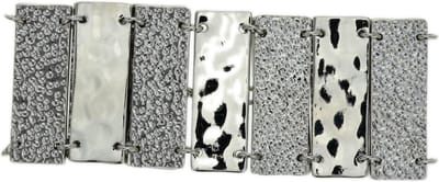 Behave - Armband zilverkleur breed - Grafisch accent - Voor statement looks