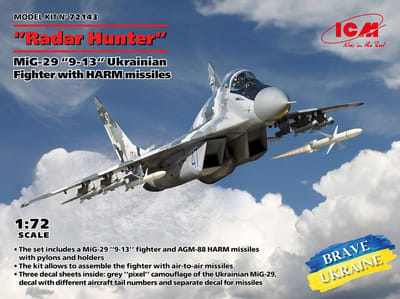 ICM Modelbouwpakket Militaire voertuigen - 72143 Radar Hunter - MiG-29 9-13 Ukrainian Fighter w/HARM missiles Plastic - 1:72 - Modelbouw