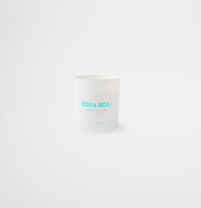 Sunnylife - Candles & Fragrance Geurkaars Bora Bora Passionfruit Guava - Kokosnoot Wax - Wit