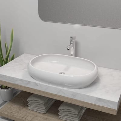 Keramische Wastafel - Ovalen Wasbak - Badkamer Inrichting - Inclusief Kraan - 63x42cm - Wit
