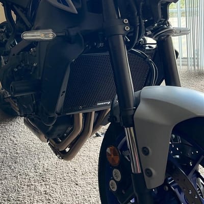 Motorfiets Radiatorbeschermer - Grille Cover - Radiator Bescherming - Verhoogt Levensduur - 50 Gram